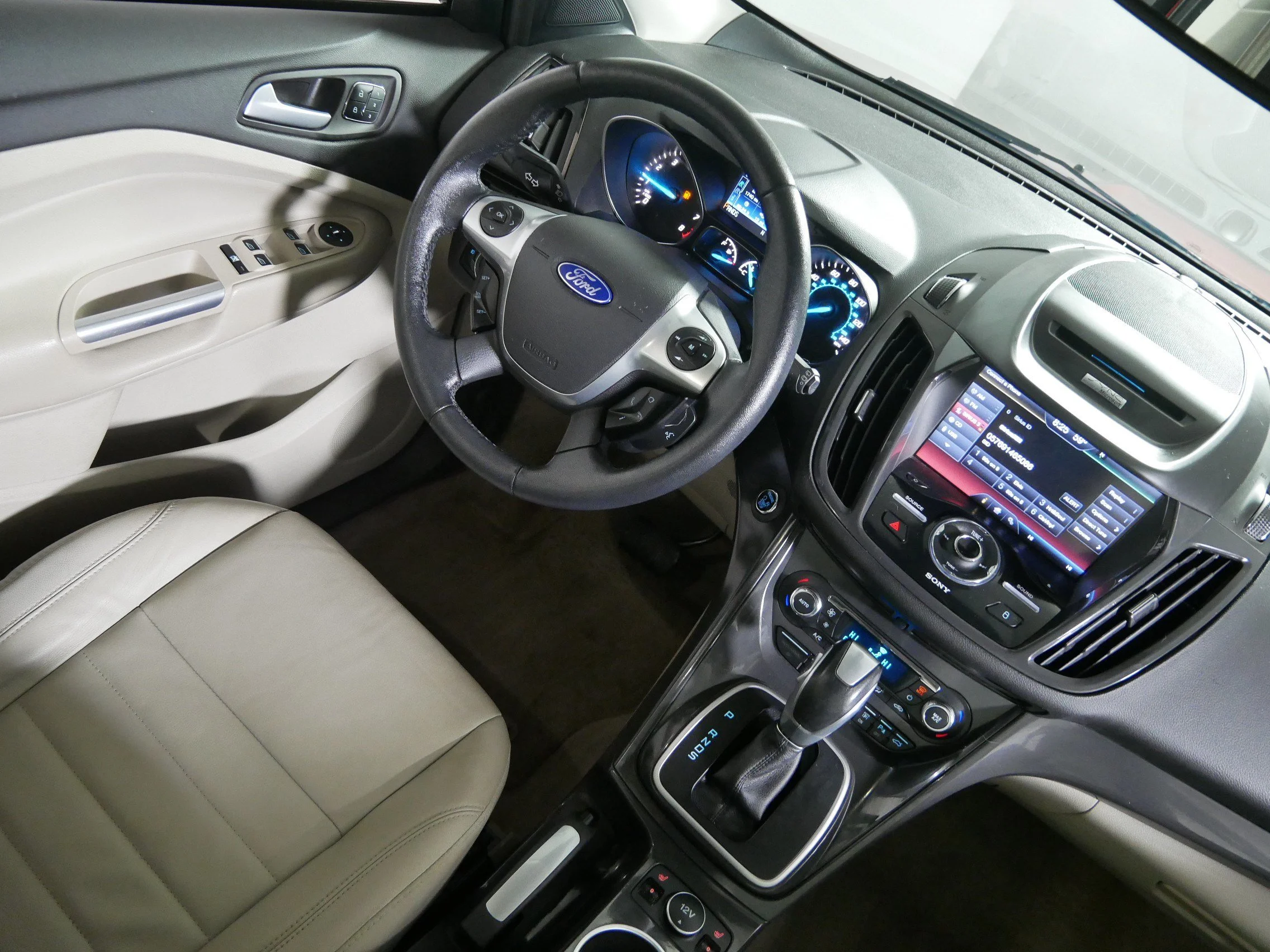 Used 2014 Sunset Ford Titanium image 9