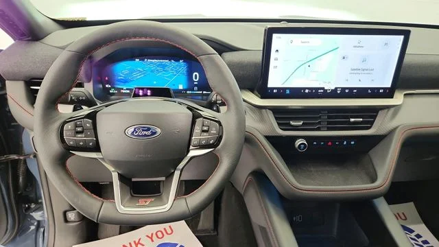 2026 Ford Explorer ST - Photo 41
