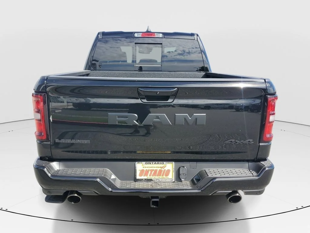New 2026 Diamond Black Crystal Pearl-Coat Exterior Paint RAM Laramie image 4