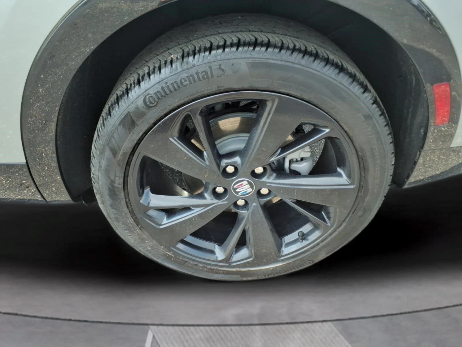 Used 2024 Moonstone Gray Metallic Buick Sport Touring image 10