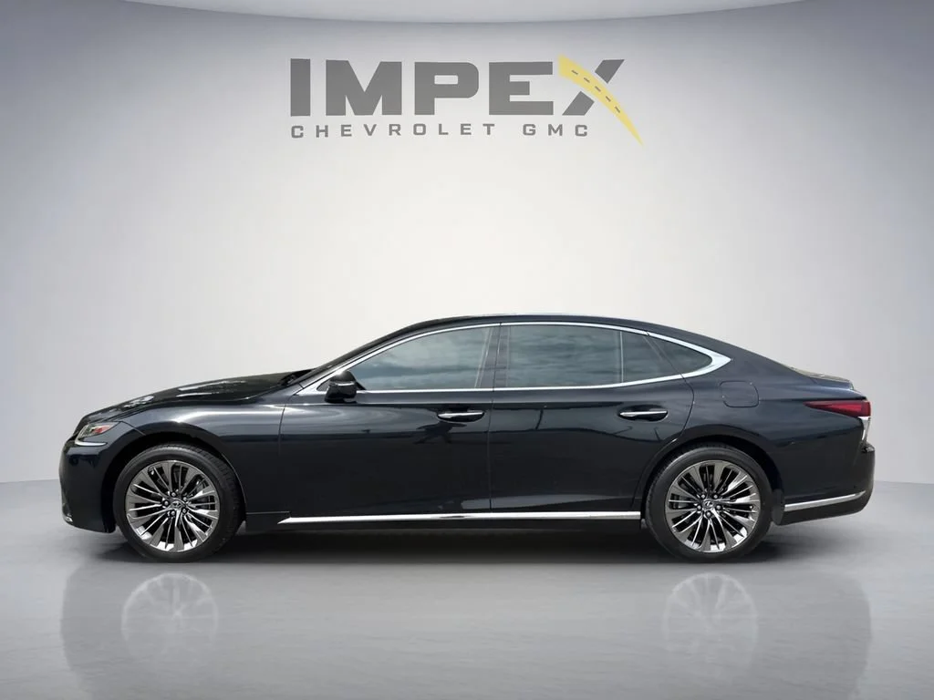 Used 2018  Lexus LS 500 image 2