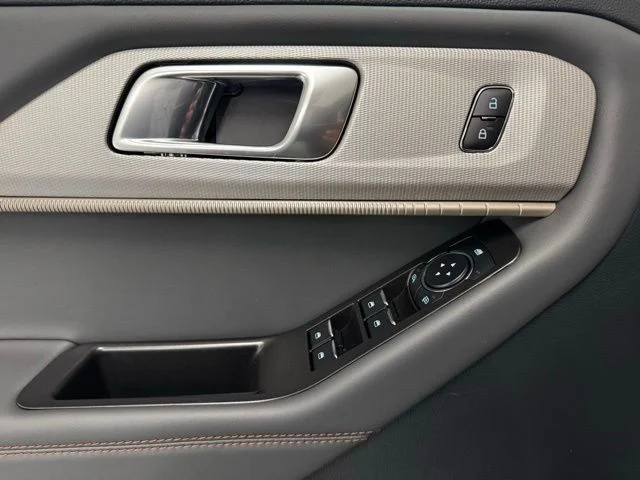 New 2026 Agate Black Metallic Ford Active image 16