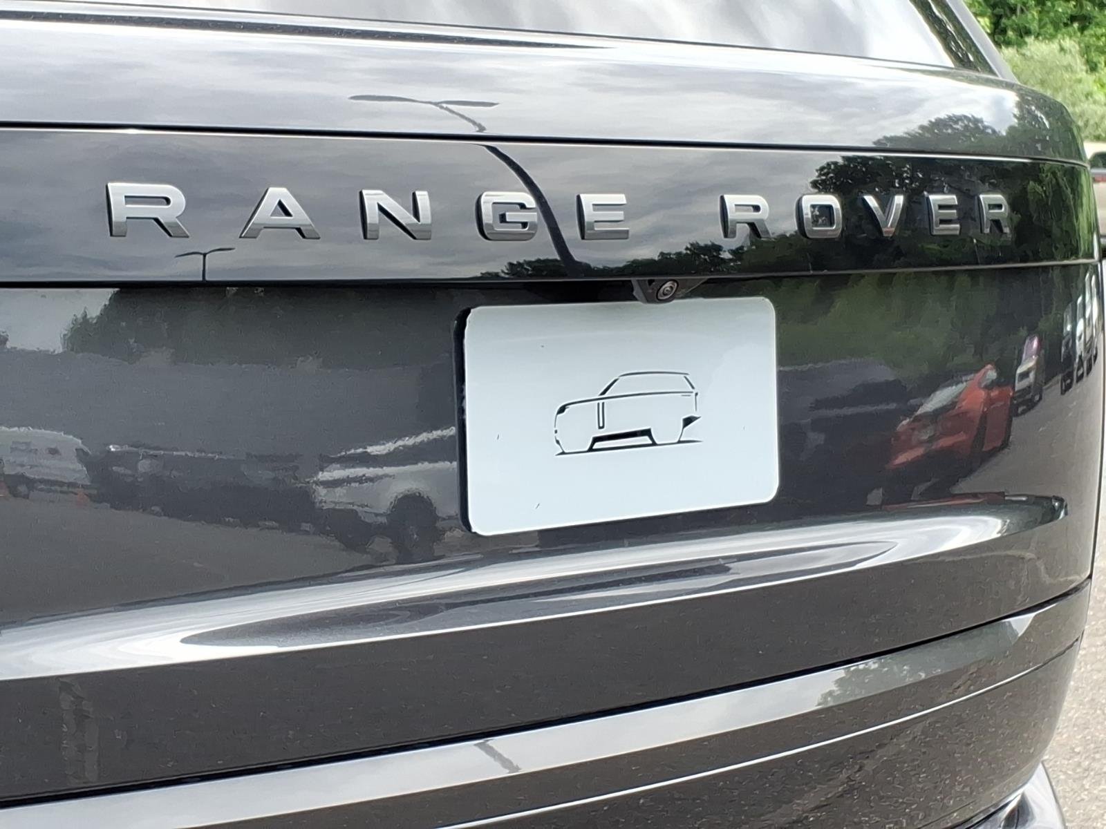 New 2026 Carpathian Grey Land Rover SE LWB image 19