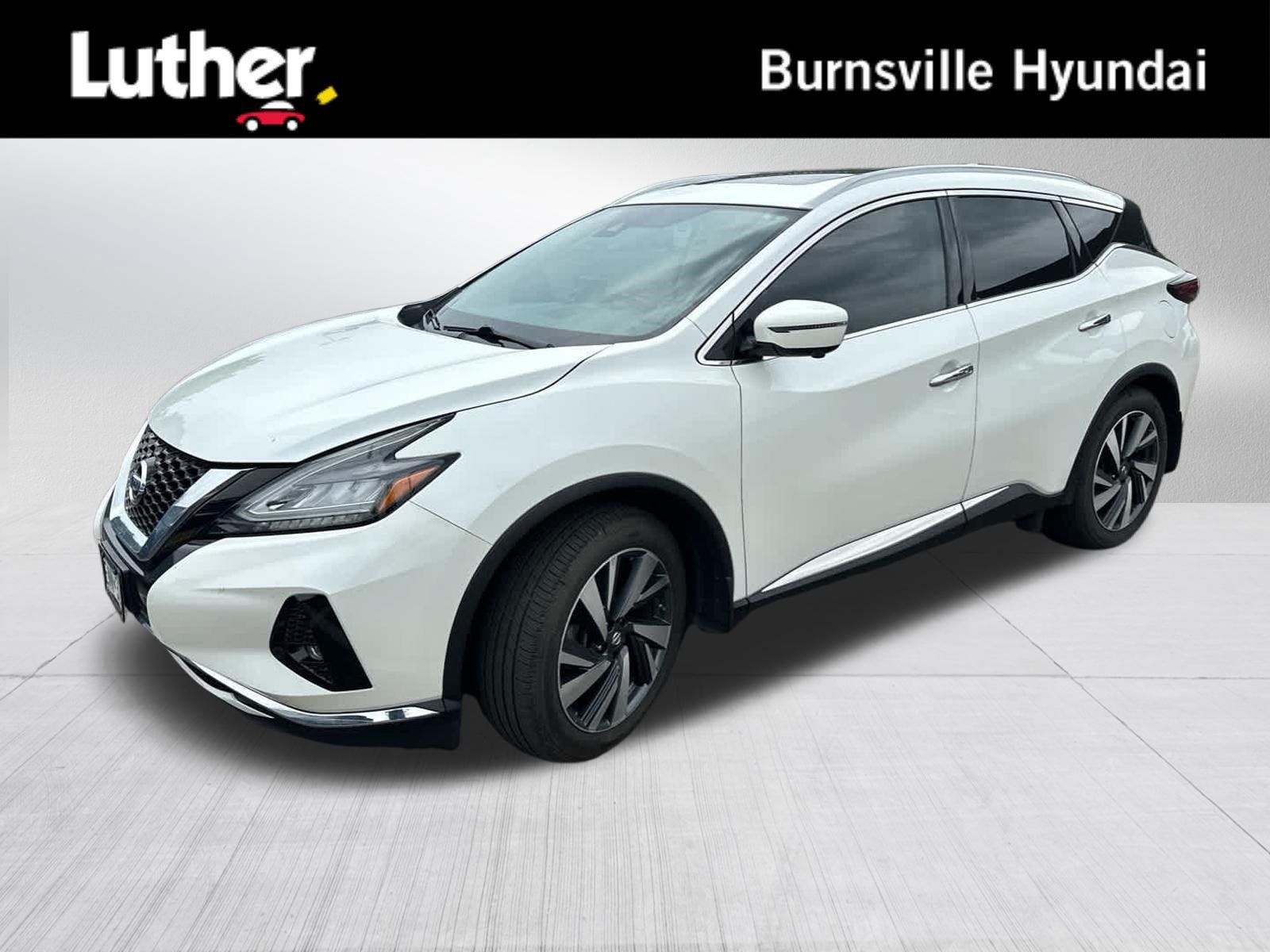 Used 2019 Pearl White Tricoat Nissan Platinum image 1