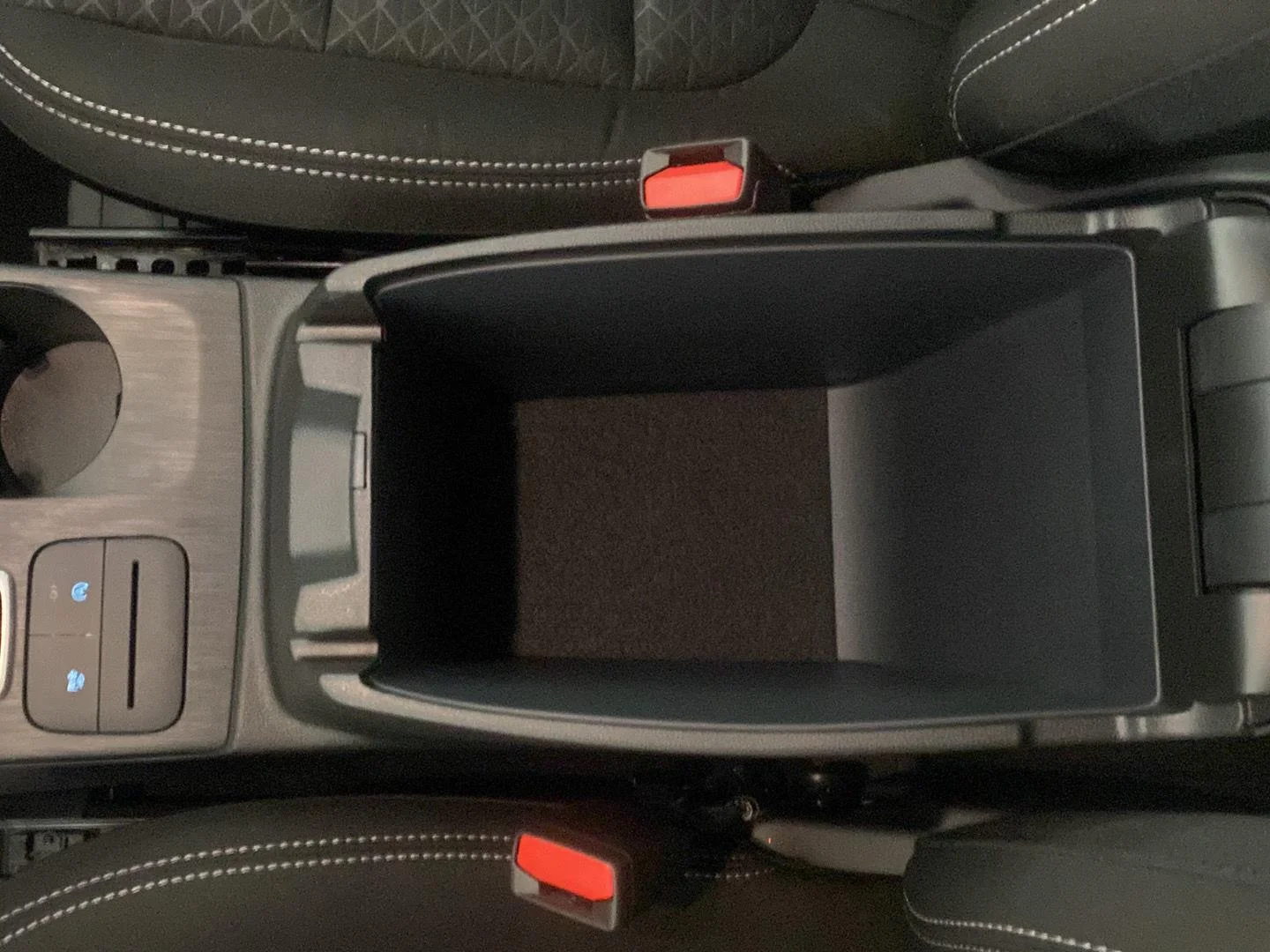 Used 2025 Space Silver Ford Active image 10