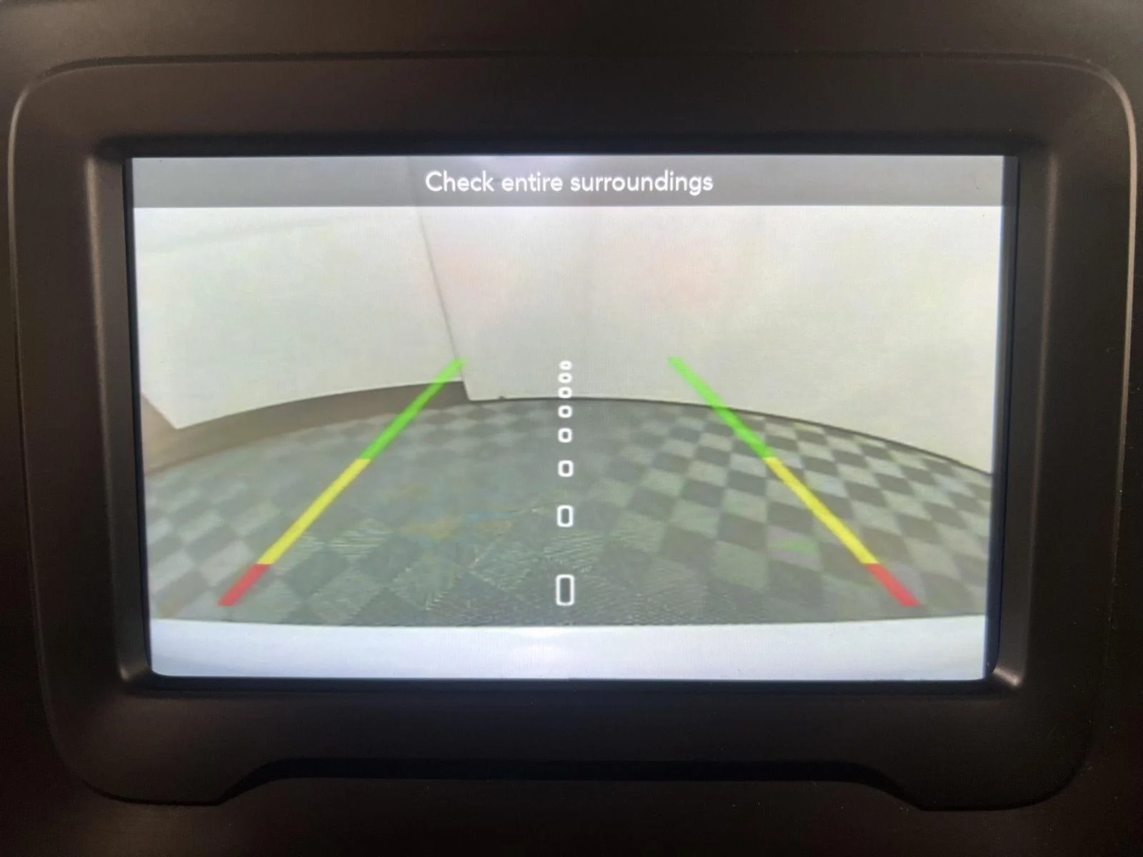 Used 2021 Glacier Metallic Clearcoat Jeep Latitude image 5