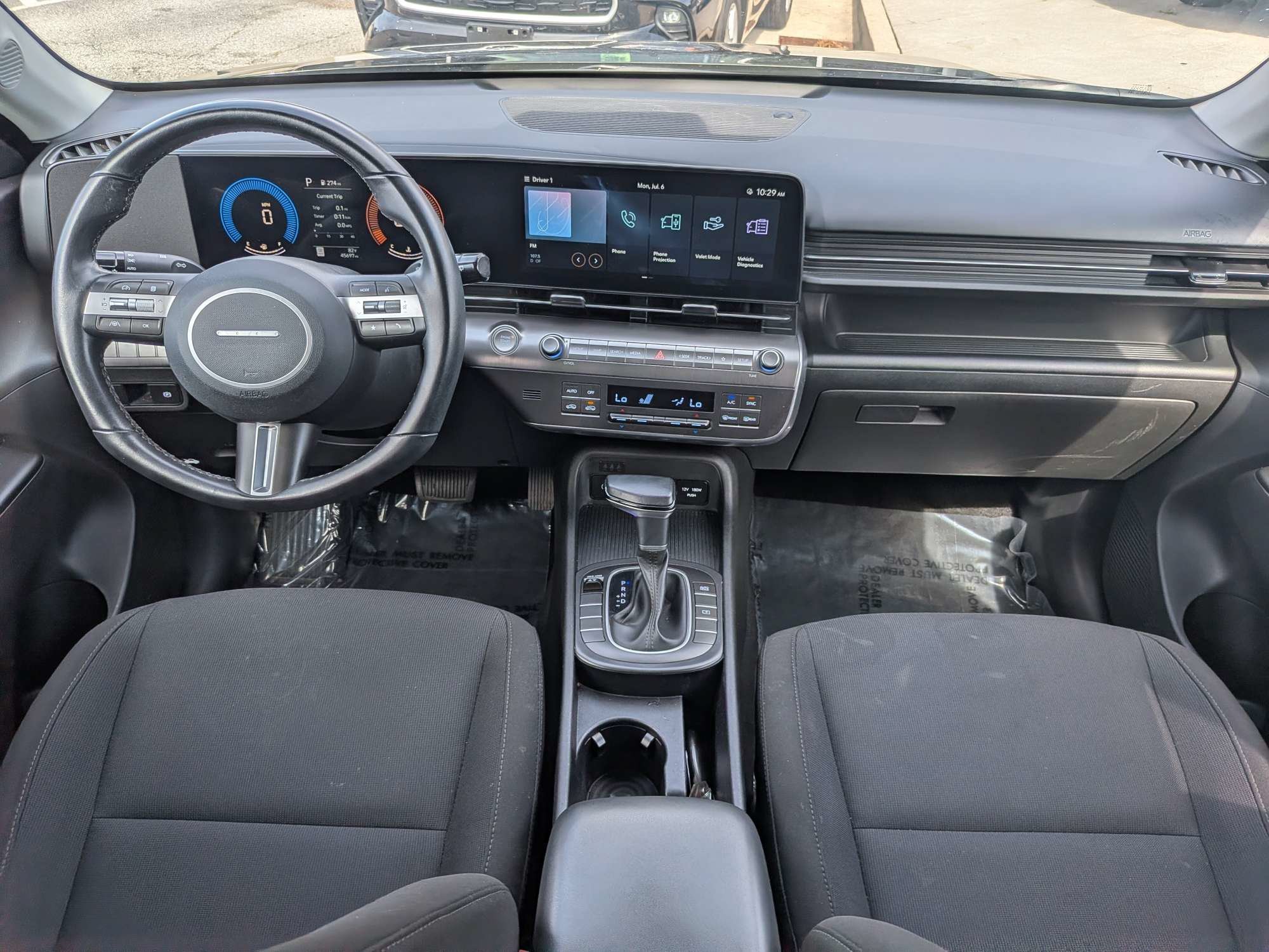 Used 2025 Black Hyundai SEL image 13