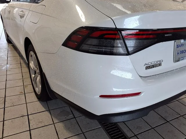 Certified Used 2025 Platinum White Pearl Honda LX image 18
