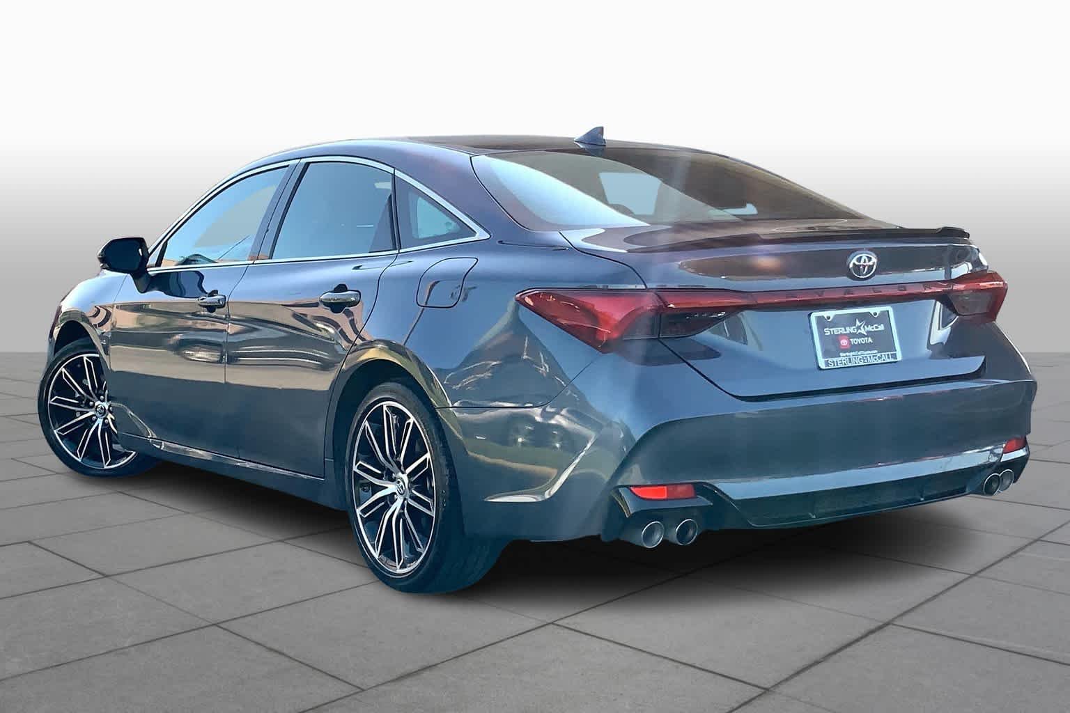 Used 2019  Toyota XSE image 11