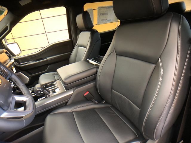 New 2026 Agate Black Metallic Ford Lariat® image 10