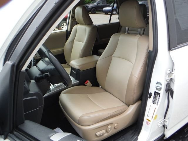 Used 2017 White Toyota SR5 Premium image 15