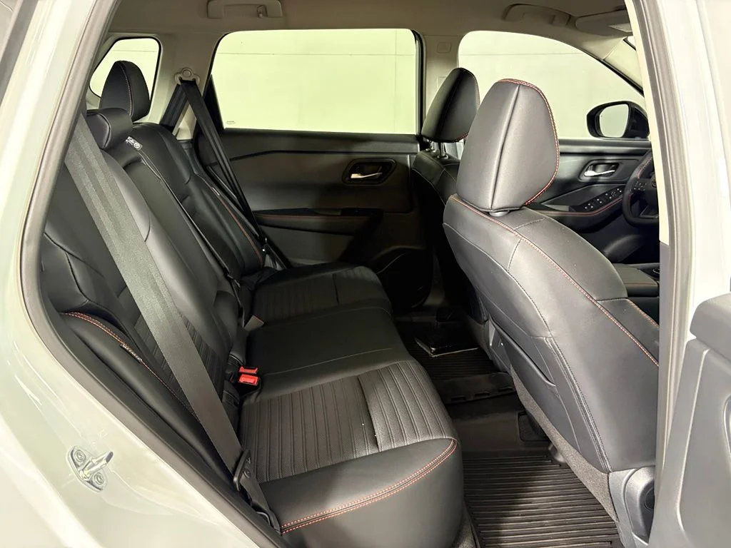 New 2026 Everest White Pearl TriCoat Nissan Rock Creek® image 21
