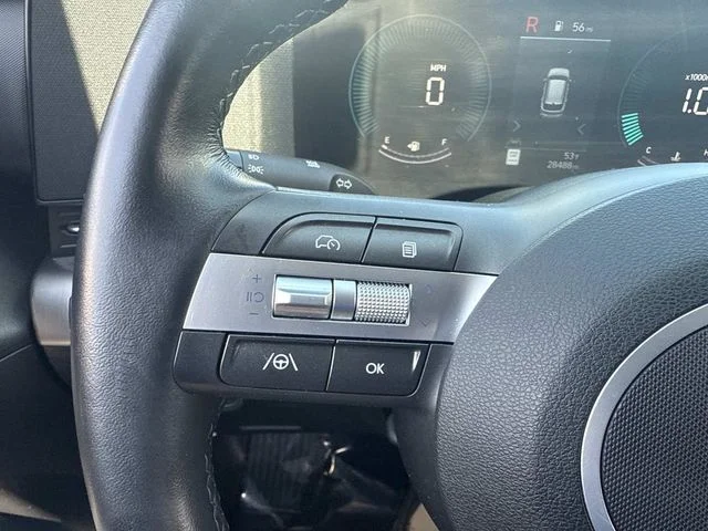Certified Used 2025 White Hyundai SEL image 29