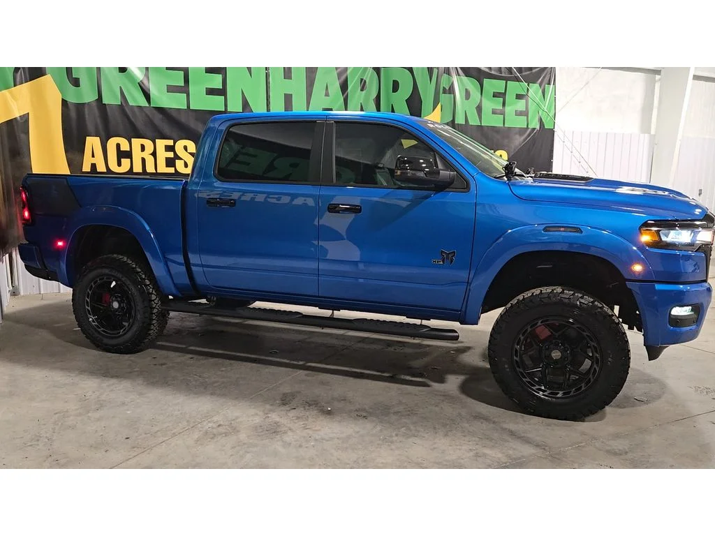 New 2026 Hydro Blue Pearl-Coat Exterior Paint RAM Big Horn Rocky Ridge image 4