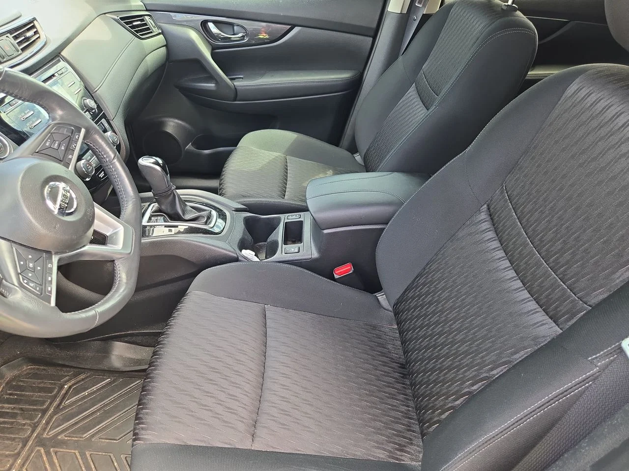 Used 2017 Magnetic Black Nissan SV image 14