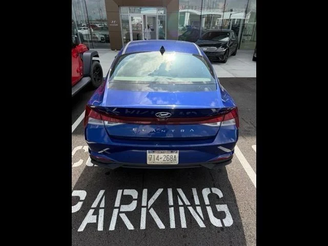 Used 2023 Blue Hyundai SEL image 19