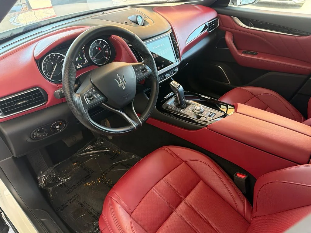 Used 2023 Bianco Maserati GT image 12