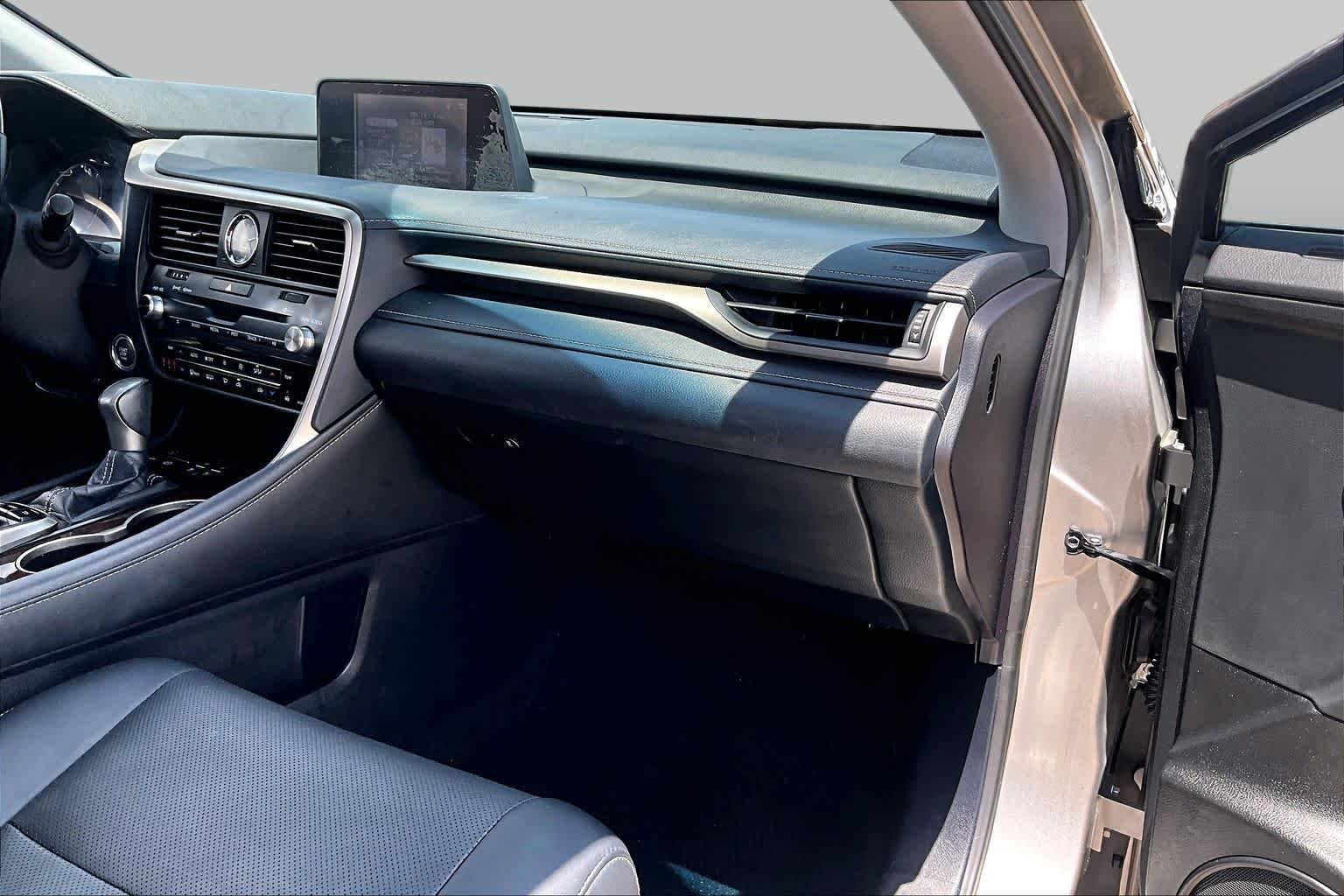 Used 2017 Atomic Silver Lexus  image 19