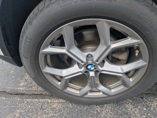 Used 2020 Mineral White Metallic BMW xDrive30i image 11