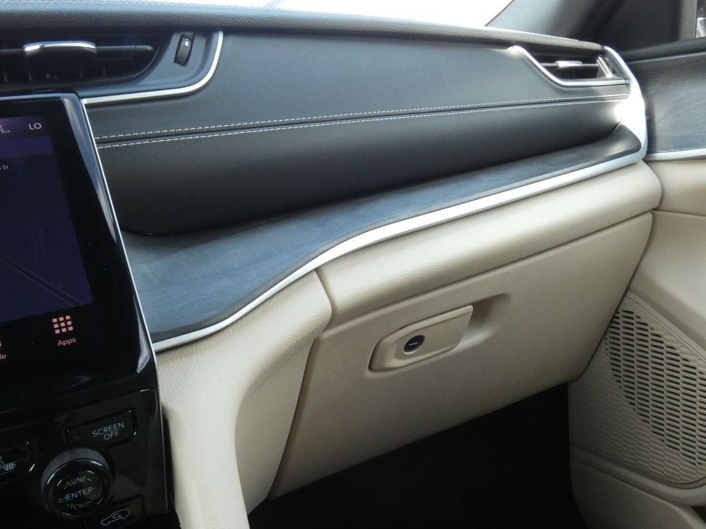 Used 2023 Black Jeep Limited image 31