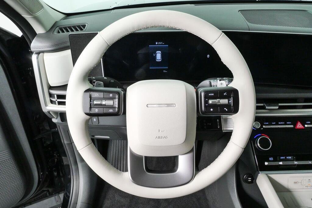 New 2026 Phantom Black Hyundai SE image 44