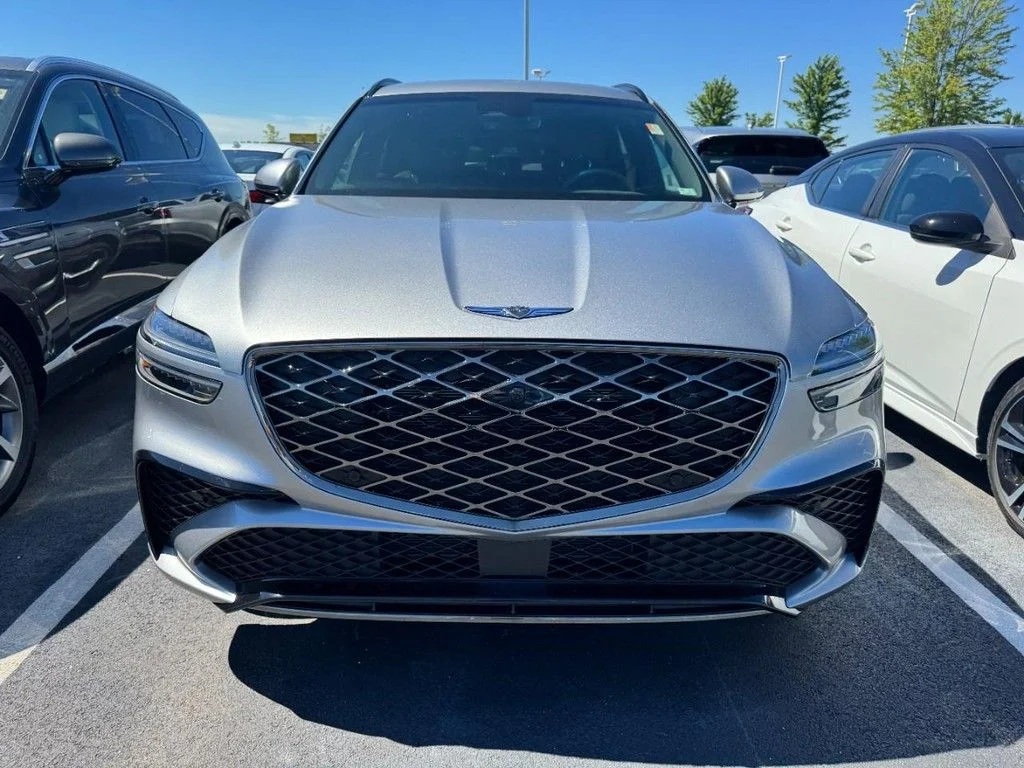 Used 2026 Savile Silver Genesis 2.5T Sport Prestige image 2
