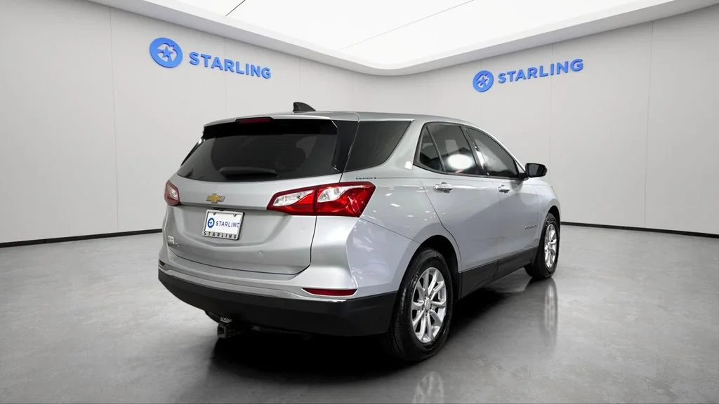 Used 2018 SILVER ICE METALLIC Chevrolet LS image 8