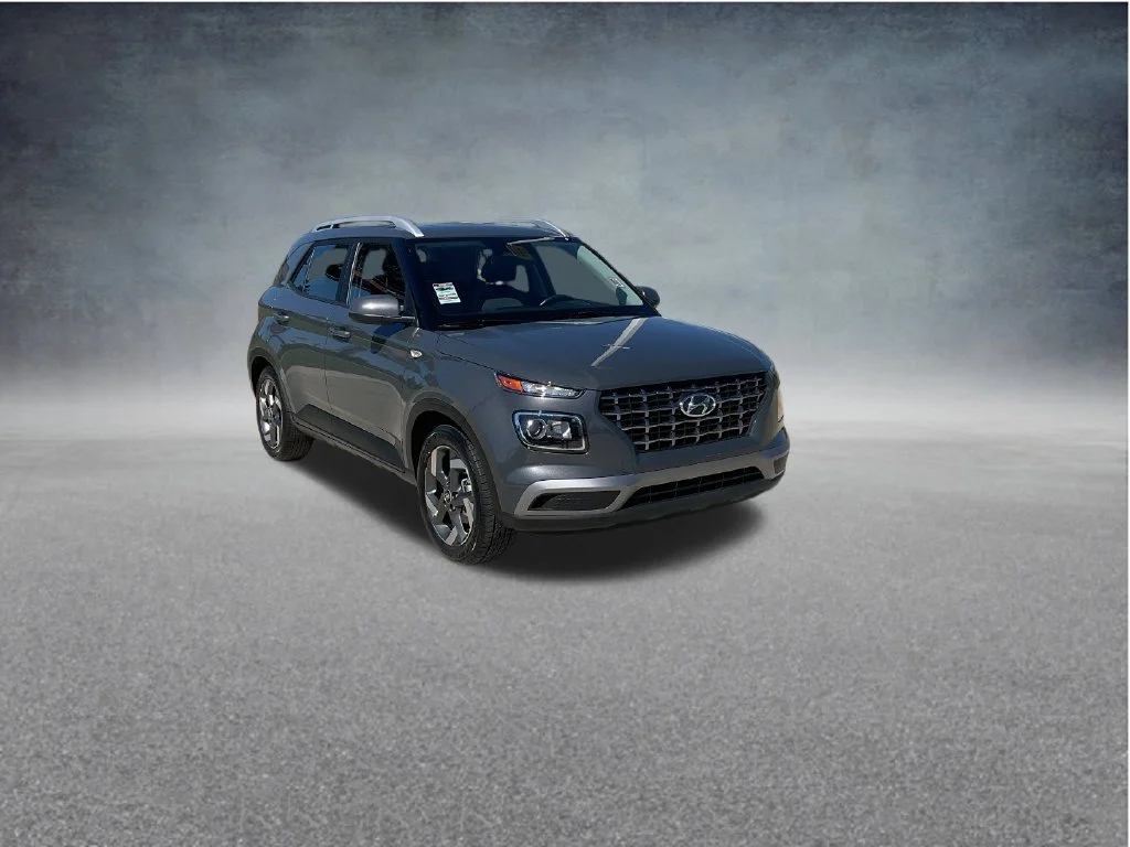 Used 2025 Gray Hyundai SEL image 1
