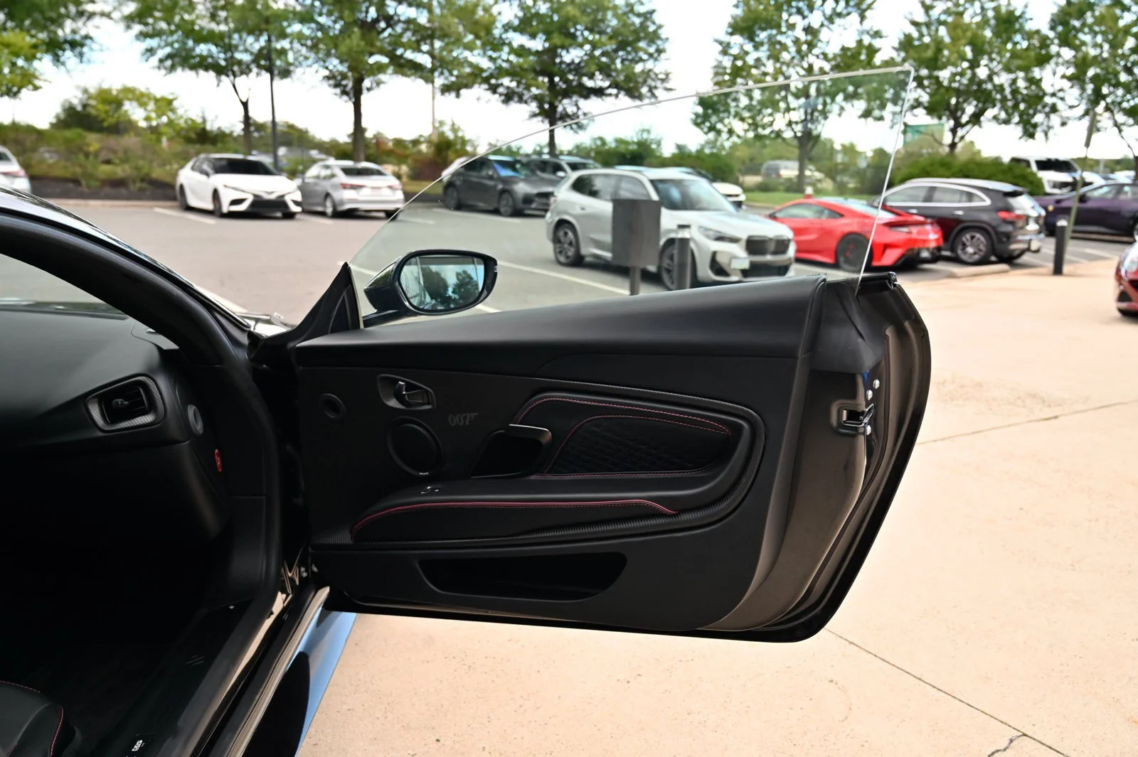 Used 2021  Aston Martin Superleggera image 14