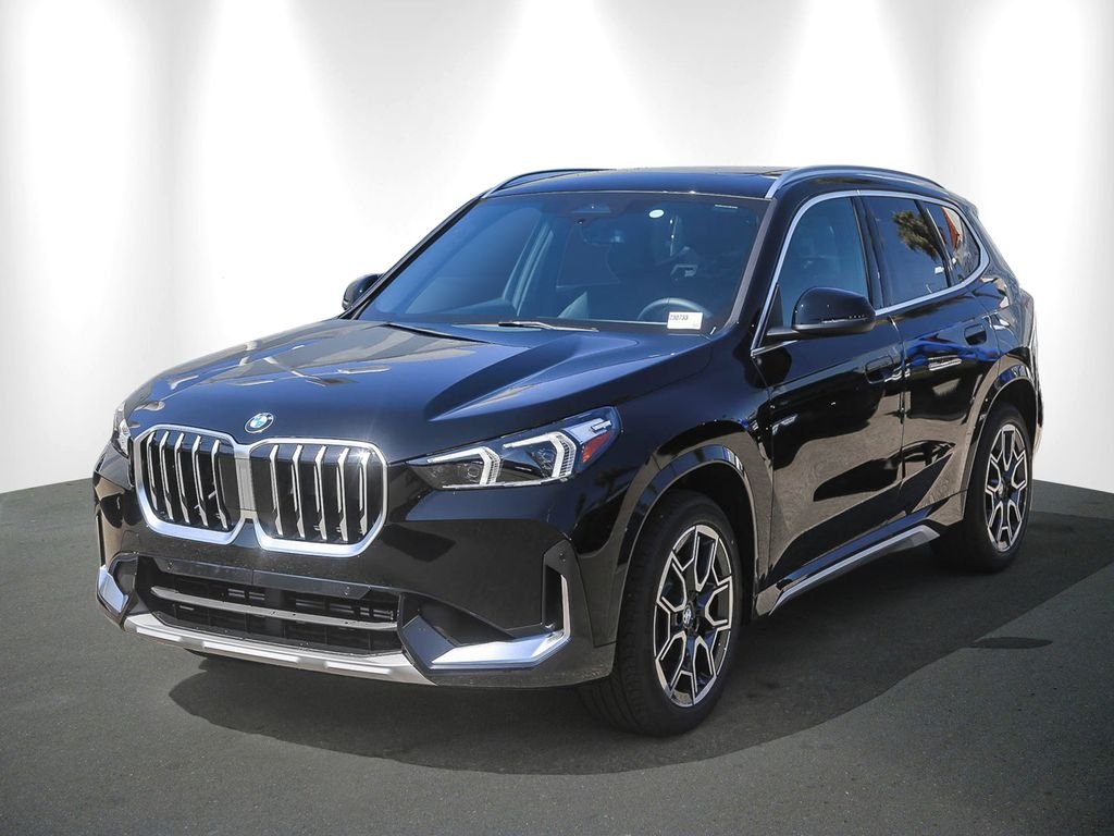 New 2026 Jet Black BMW xDrive28i image 3