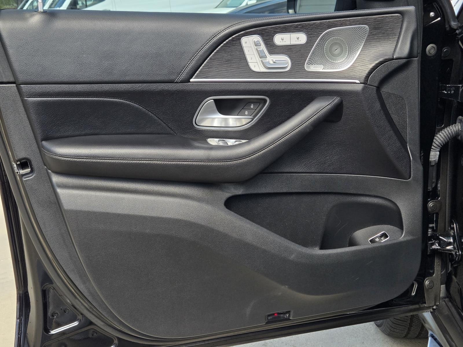 Used 2023 Black Mercedes-Benz GLE 350 image 22