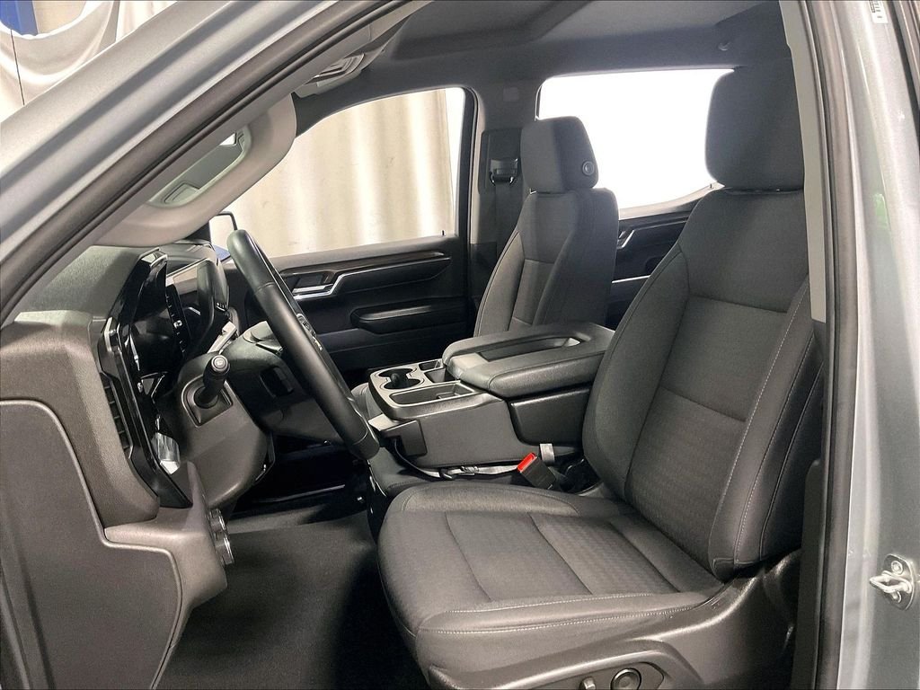 Used 2023 Gray Chevrolet LT image 10