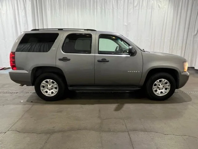 Used 2007 Chevrolet Tahoe LS with VIN 1GNFK13007J127705 for sale in Grants Pass, OR