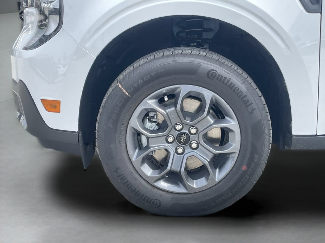 New 2026 Oxford White Ford XLT image 30