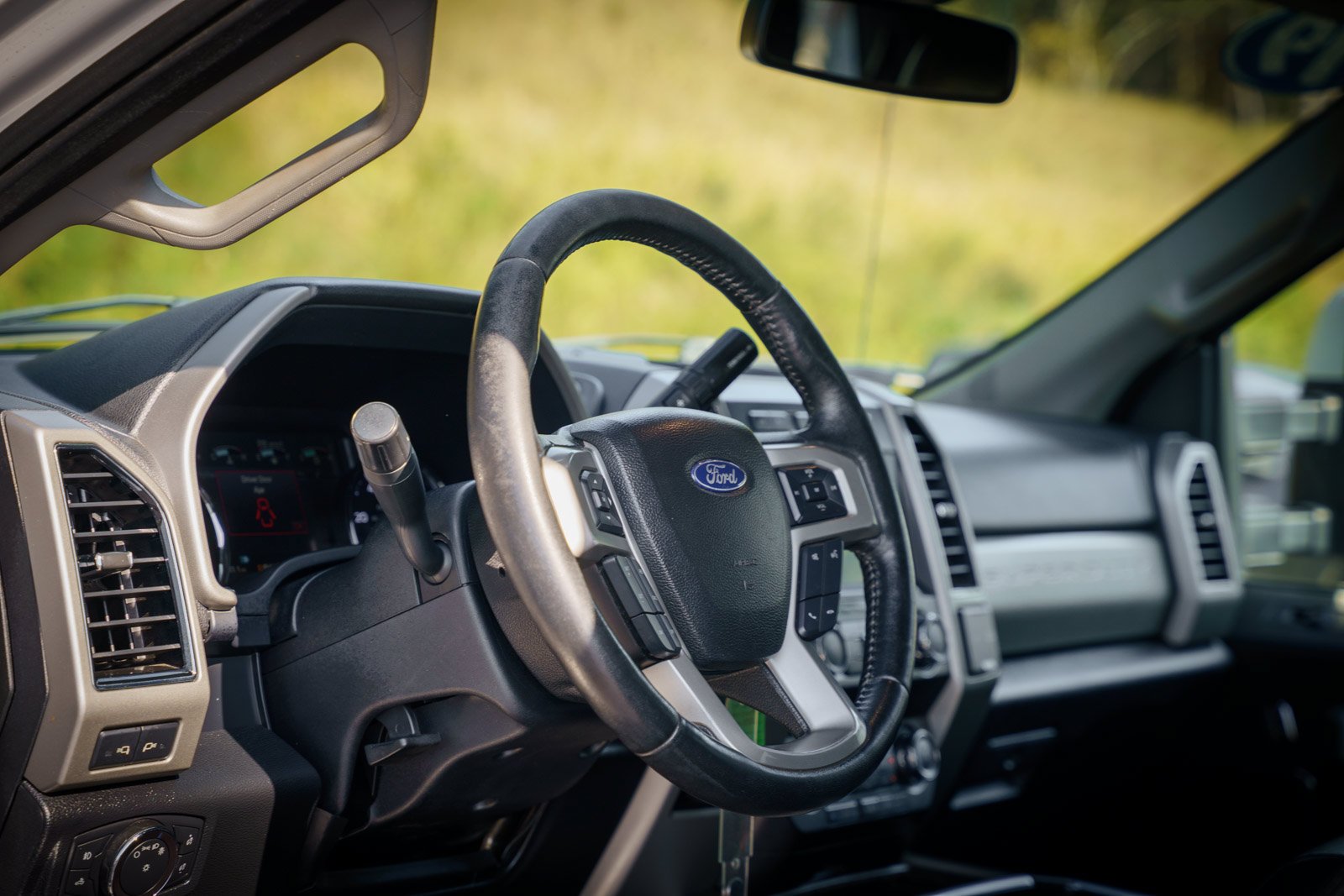 Certified Used 2019 White Ford Lariat image 25