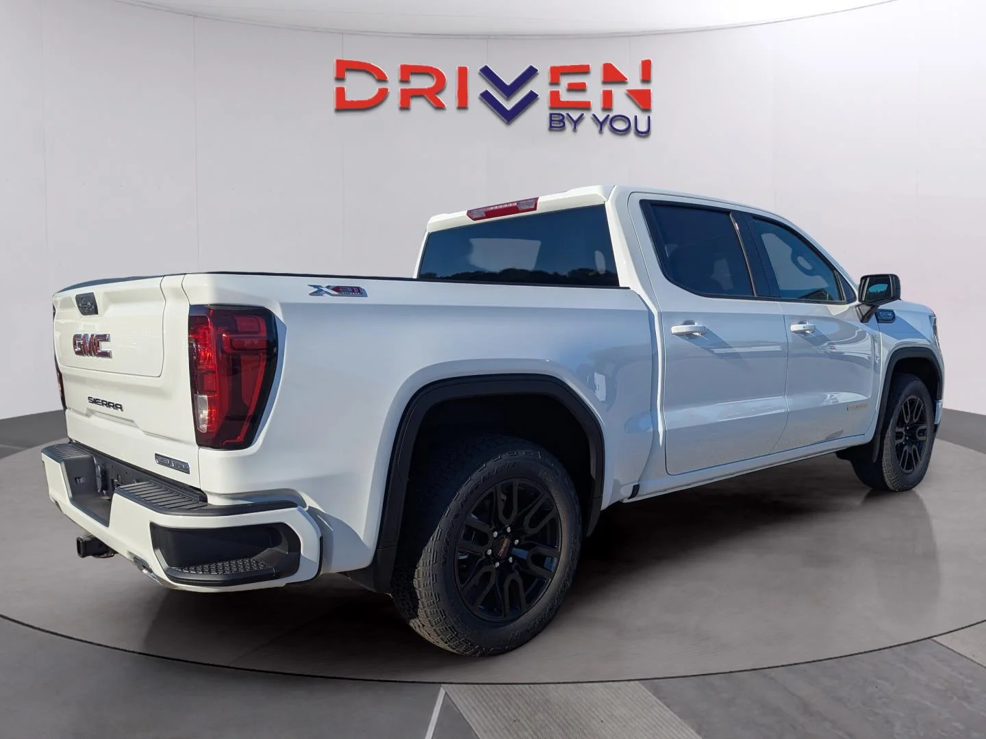 New 2026 Summit White GMC Elevation image 7