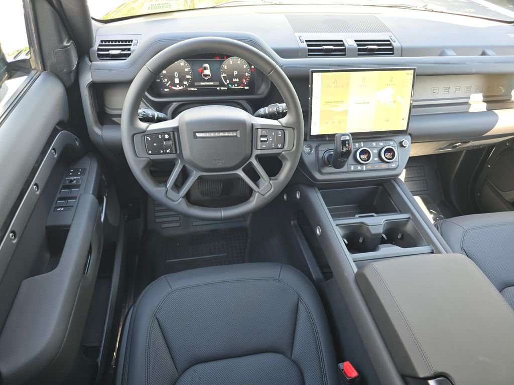 New 2026 Santorini Black Land Rover X-Dynamic SE image 18