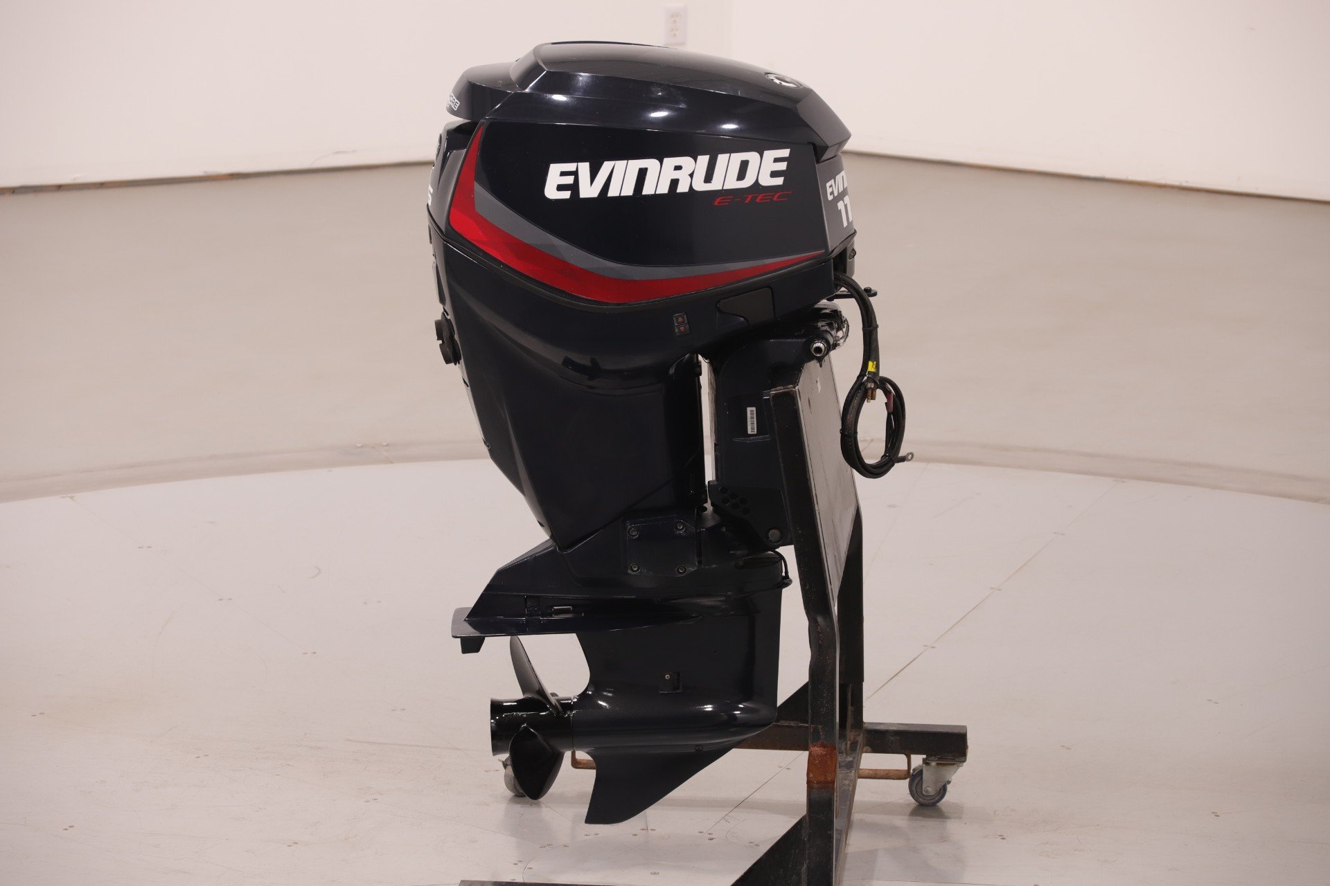 Used 2014  Evinrude  image 34
