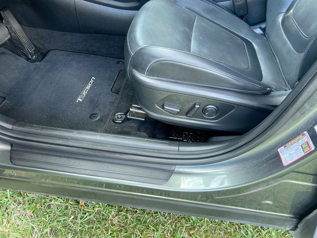 Certified Used 2022 Gray Hyundai SEL image 14