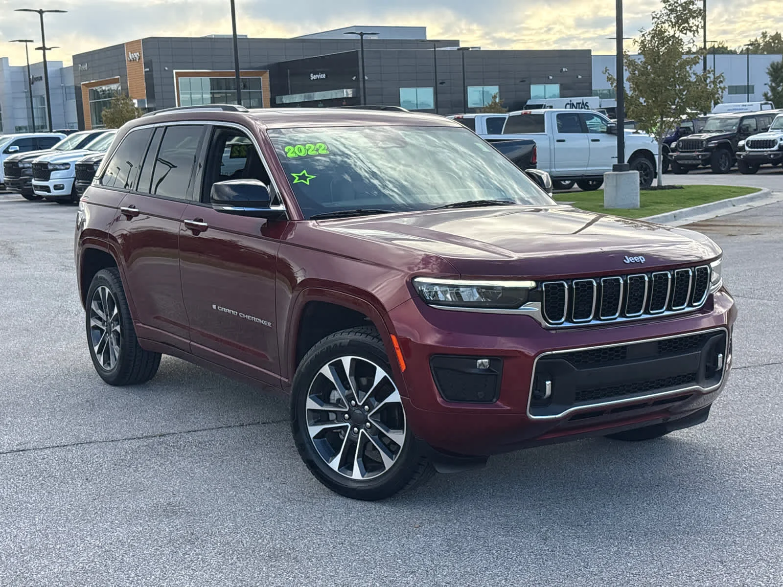 Used 2022 Jeep Grand Cherokee Overland with VIN 1C4RJHDG6N8594791 for sale in Kansas City