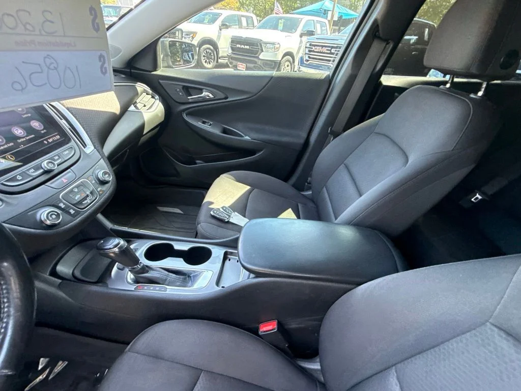 Used 2019 Black Chevrolet RS image 14