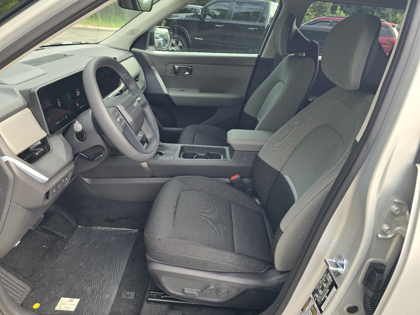 New 2027 Ivory Silver Kia S image 5