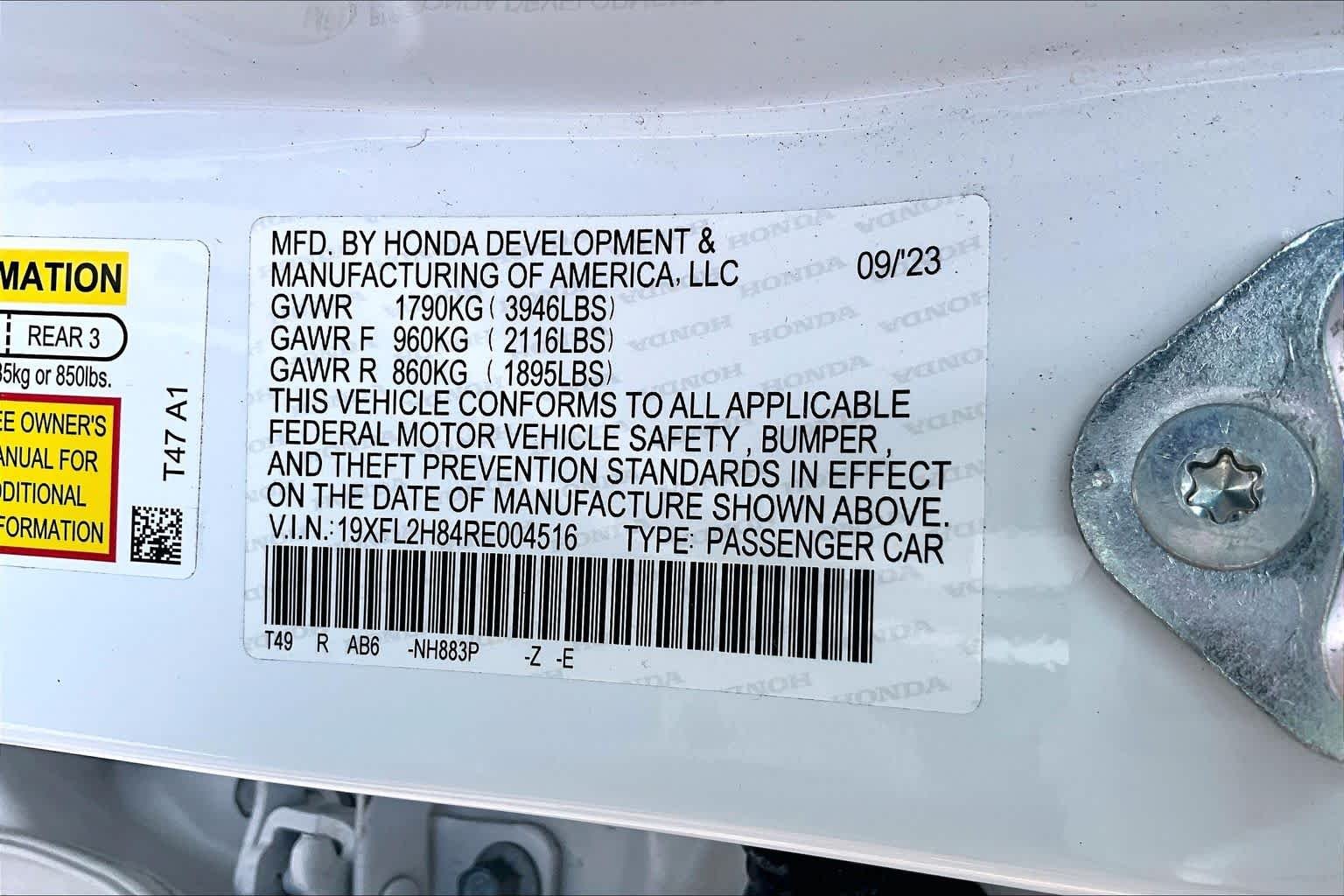 Used 2024 Platinum White Pearl Honda Sport image 32
