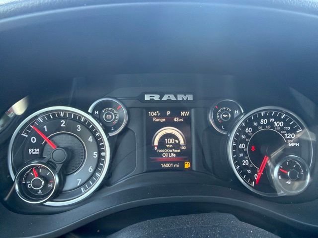 Certified Used 2023 Patriot Blue Pearlcoat Ram Big Horn/Lone Star image 17