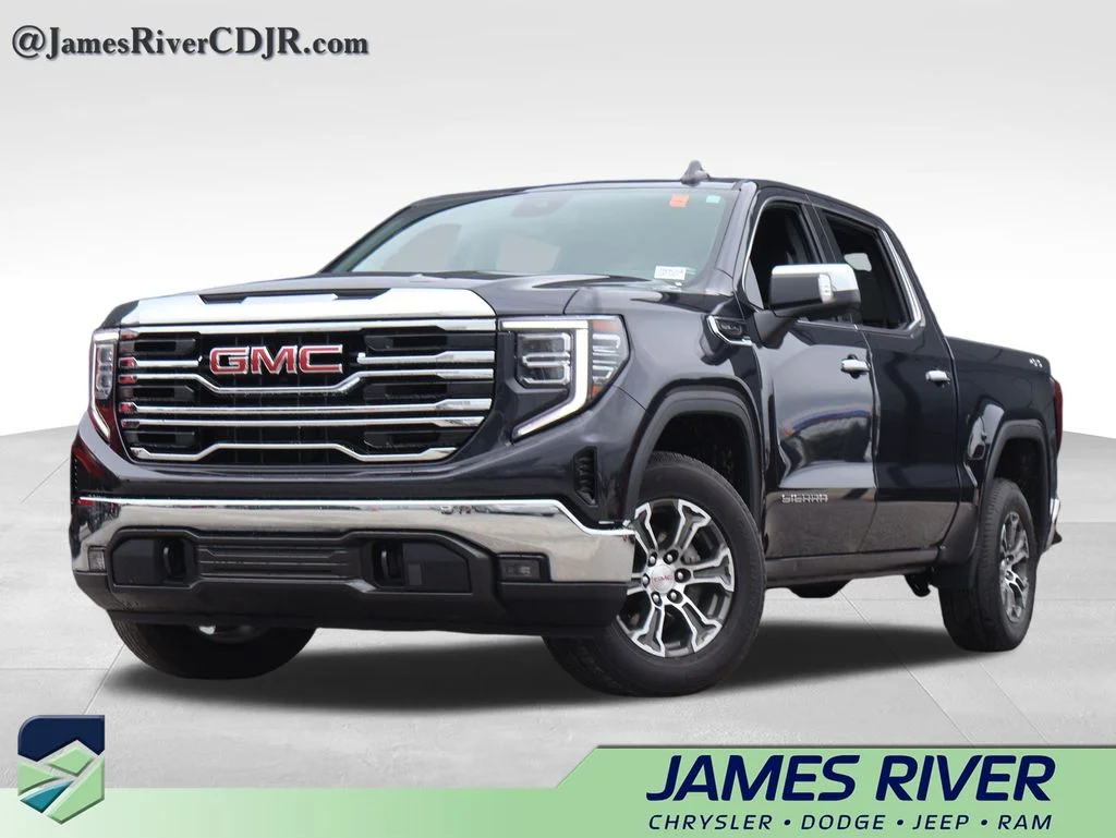 Used 2025 Silver GMC SLT image 1