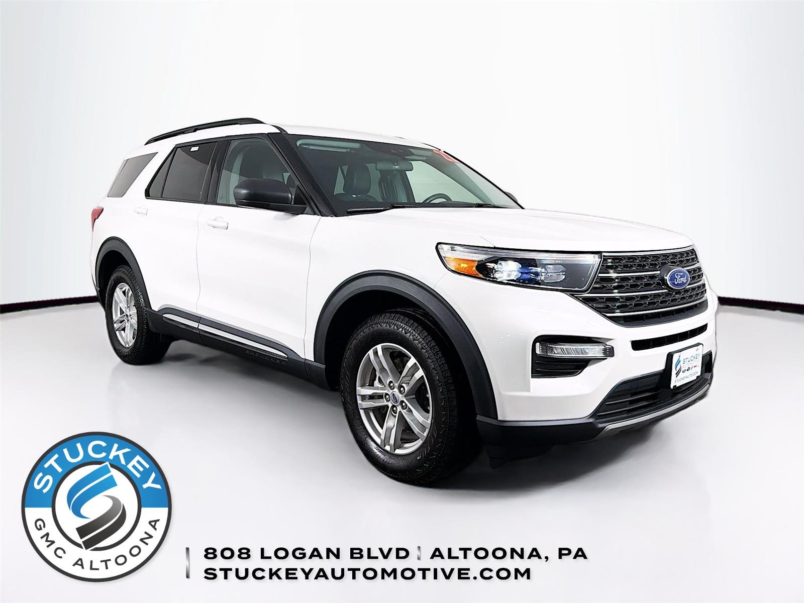 2022 Ford Explorer XLT 4WD's photo