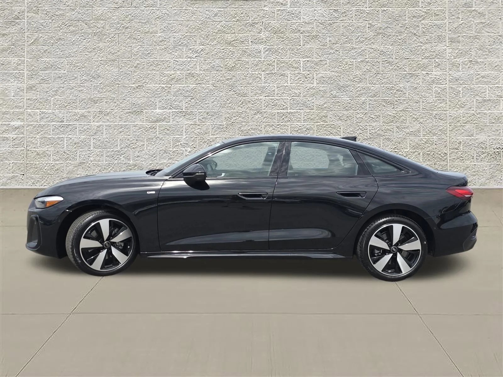 New 2026 Mythos Black Metallic Audi Premium image 4