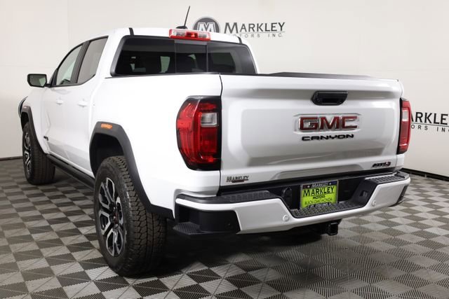 2025 GMC Canyon AT4 - Photo 32