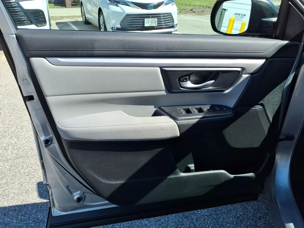 Used 2019 Silver Honda LX image 9