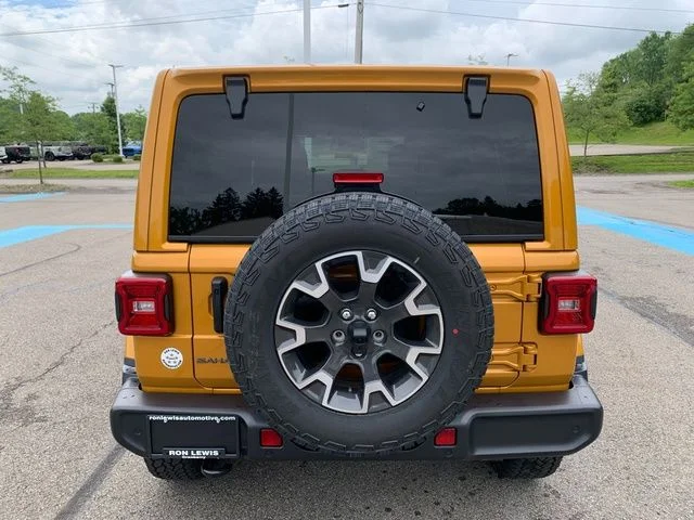 New 2026 Goldilocks Jeep Sahara image 4